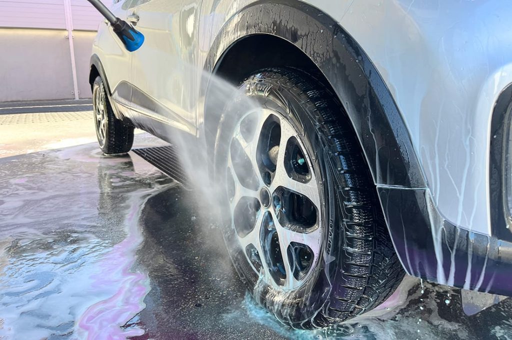 bertoni automobili i nostri servizi pulizia interna ed esterna