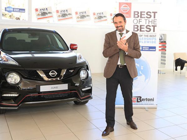 bertoni-automobili-attualita-nissan-global-award-2016